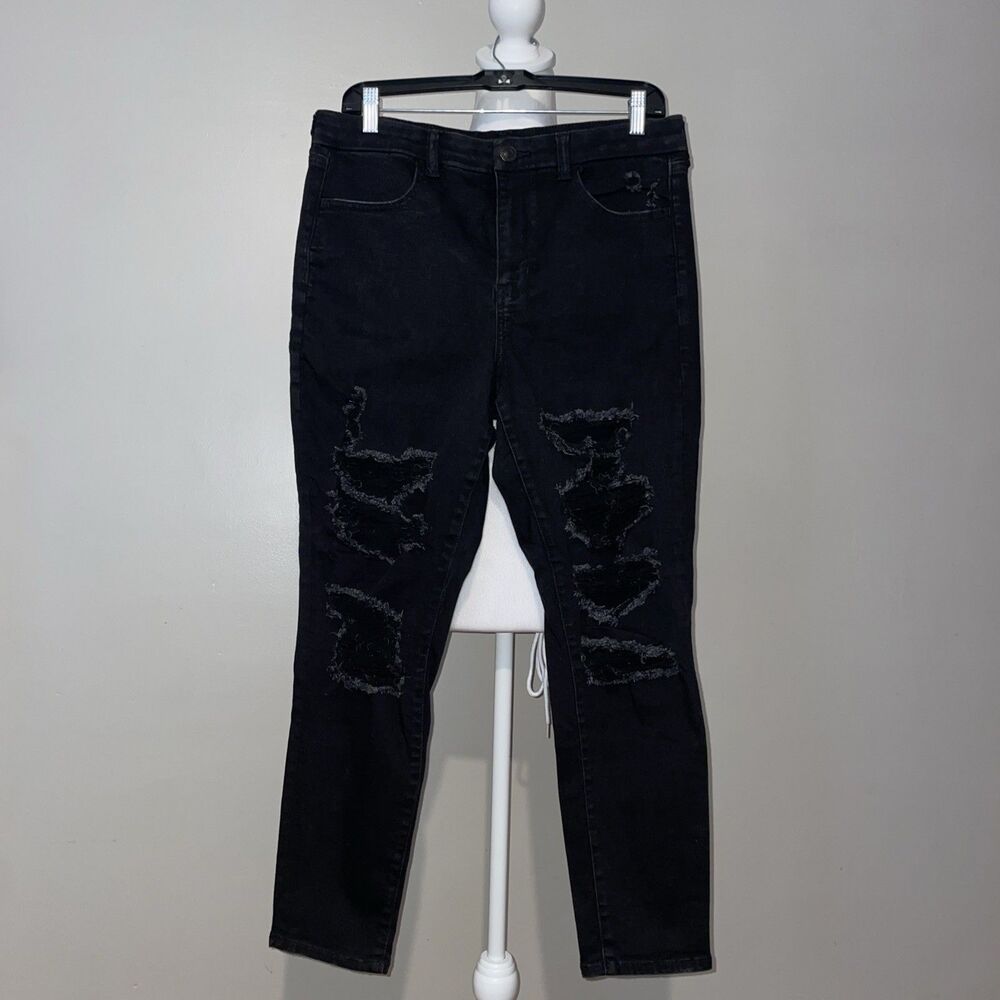 American Eagle Jeans Womens 14 Short Black Distressed Ripped Next Level Stretch